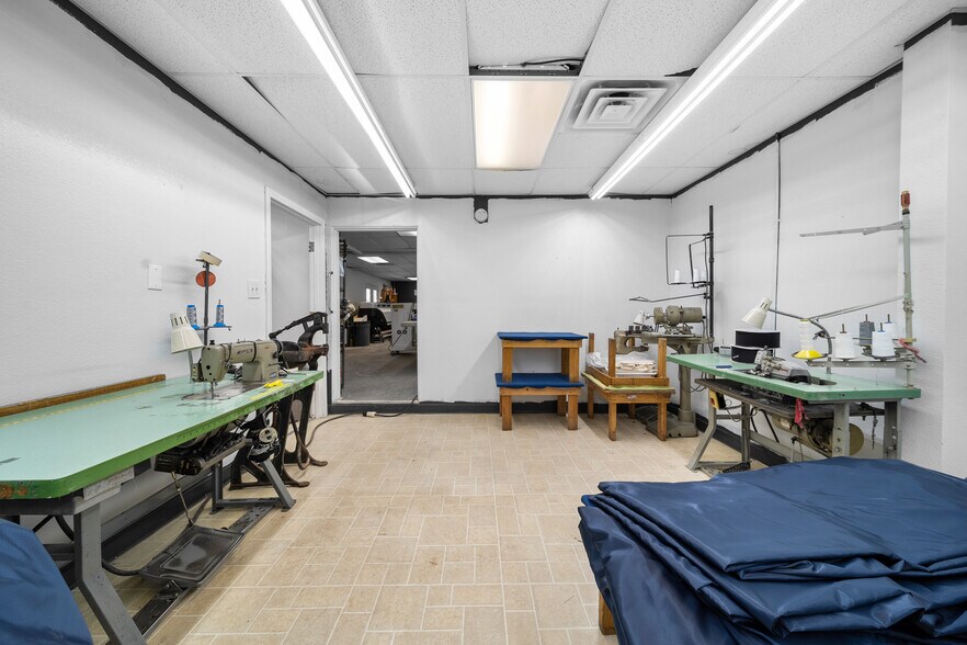 More Photos Of 321 E Main St, El Centro Warehouse For Sale