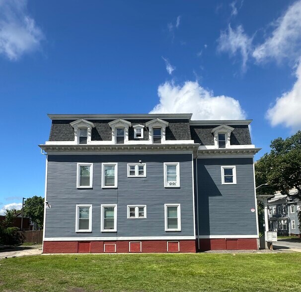 More Photos Of 50 Common St, Providence Apartments For Sale