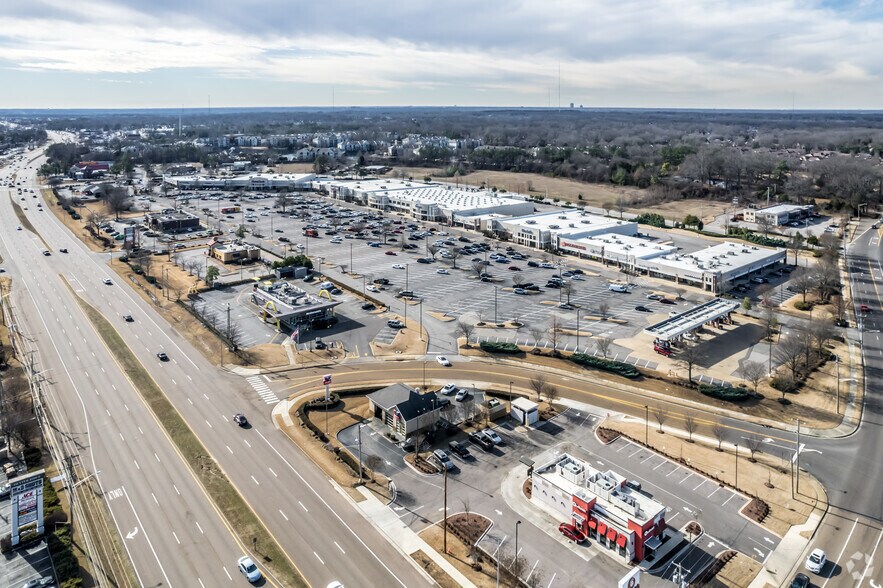 More Photos Of 1591-1725 N Germantown Pky, Cordova Unknown For Lease