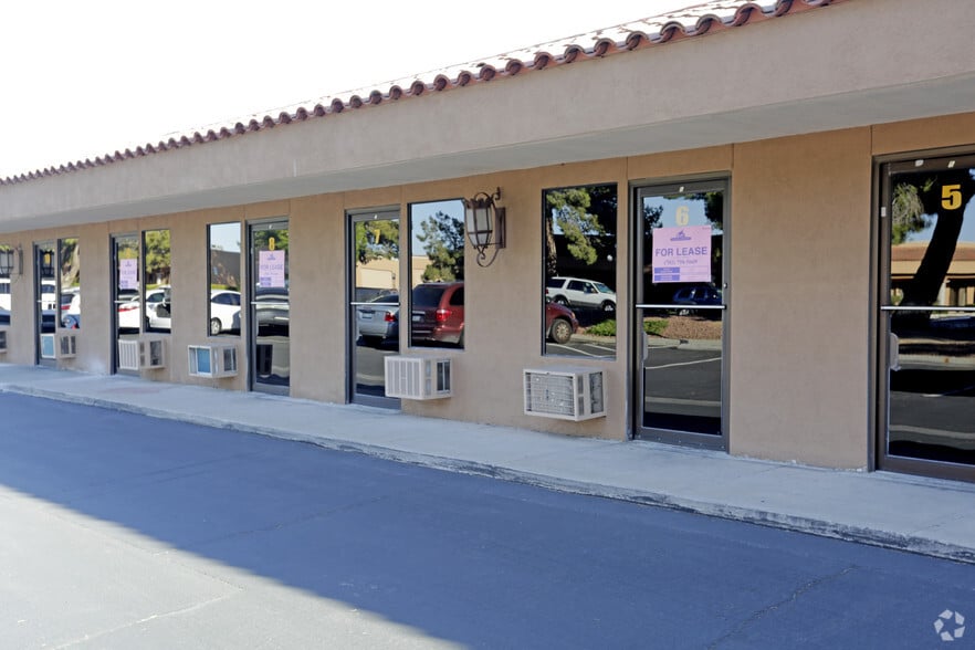 More Photos Of 2550 Chandler Ave, Las Vegas Self Storage For Lease