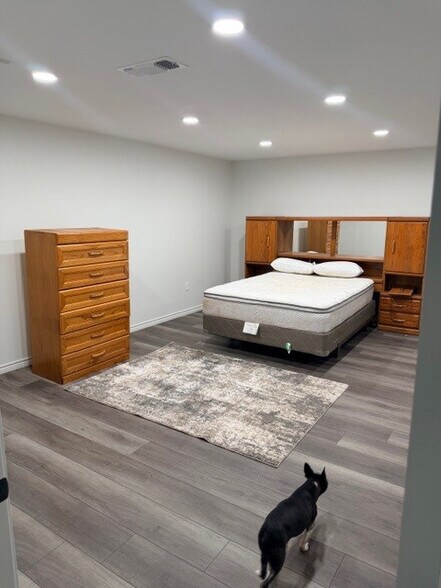 More Photos Of 413 Lee Rd, Mineral Wells Warehouse For Sale