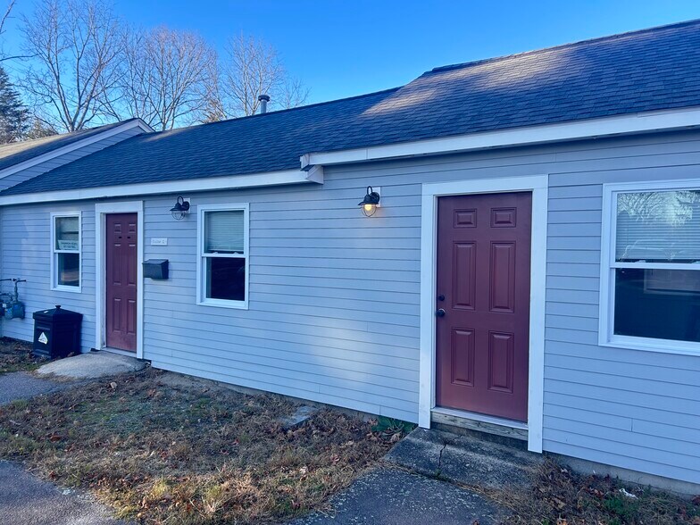 More Photos Of 13 Elm Ct, Easton Office For Lease