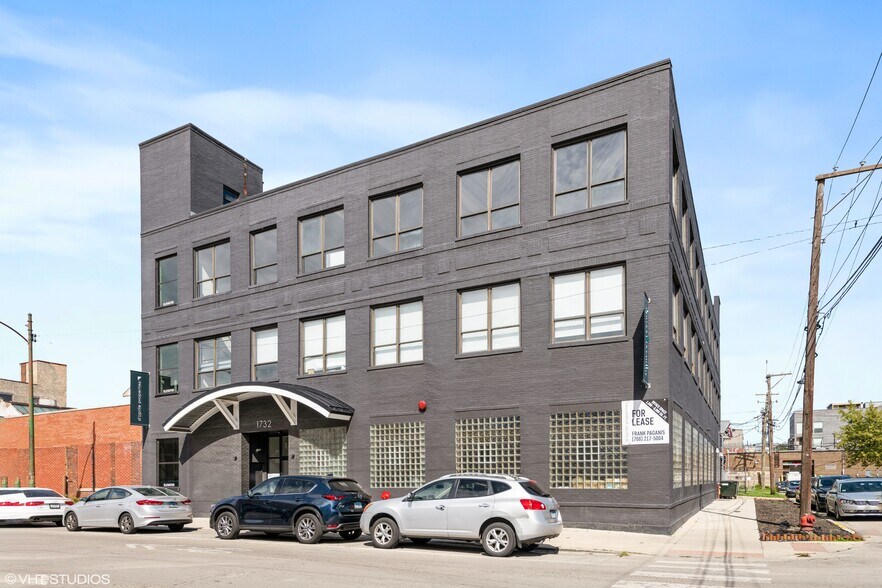 More Photos Of 1732-1734 W Hubbard St, Chicago Loft Creative Space For Lease
