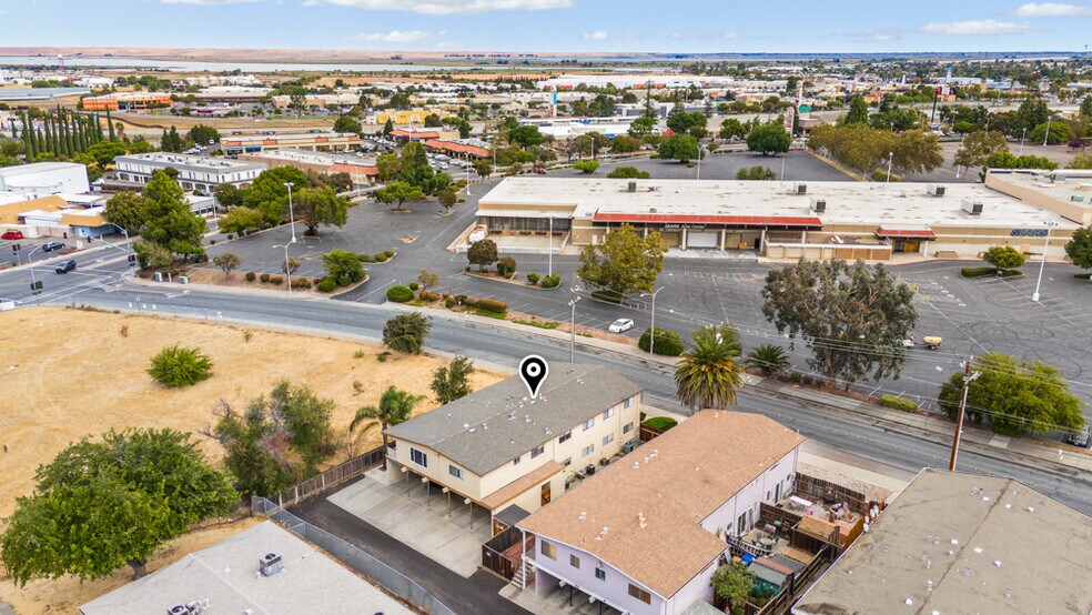 More Photos Of 3609 Fairview Dr, Antioch Apartments For Sale
