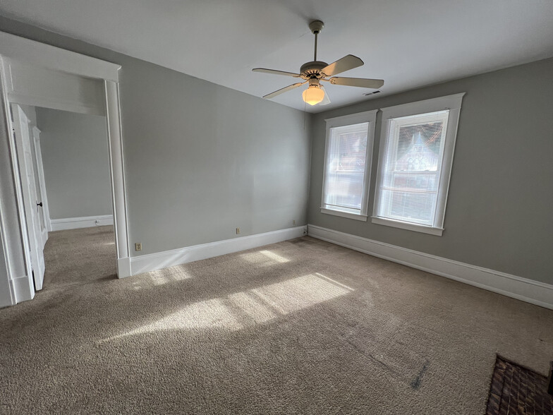 More Photos Of 42-44 W High St, Springfield Apartments For Sale