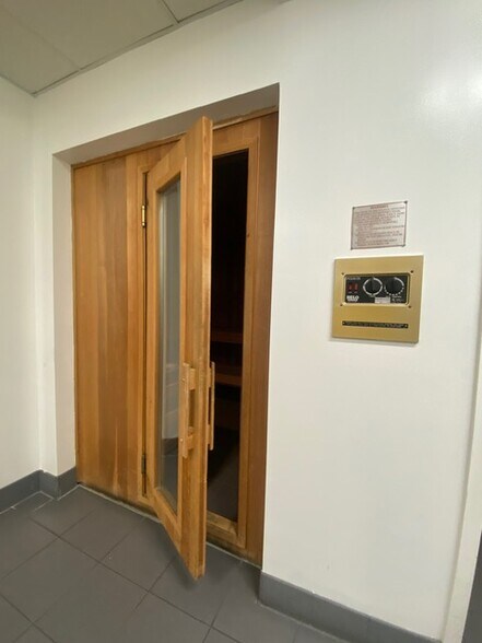 More Photos Of 20 Country Club Dr, Downingtown Medical For Lease