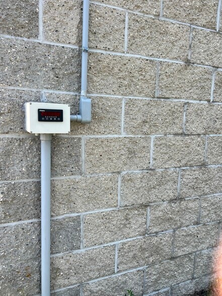 More Photos Of 506 W 7th St, Evart Carwash For Sale