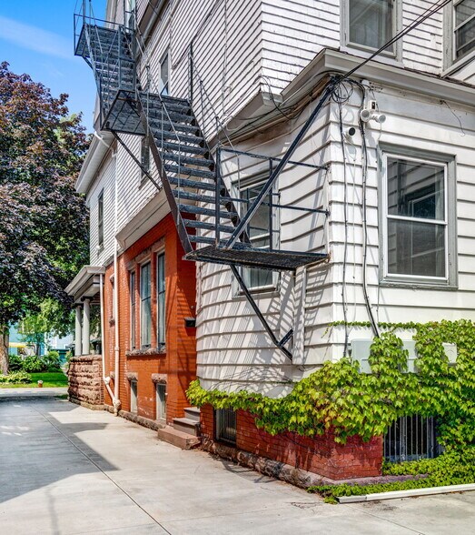 More Photos Of 461 Linwood Ave, Buffalo Apartments For Sale