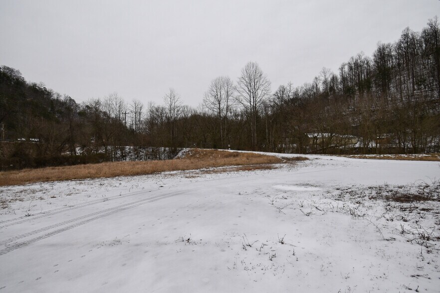 More Photos Of 7260 Ky Route 114, Prestonsburg Warehouse For Sale