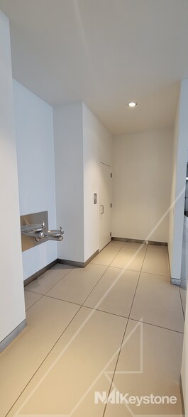 More Photos Of 290 Mundy St, Wilkes Barre Township Auto Dealership For Sale