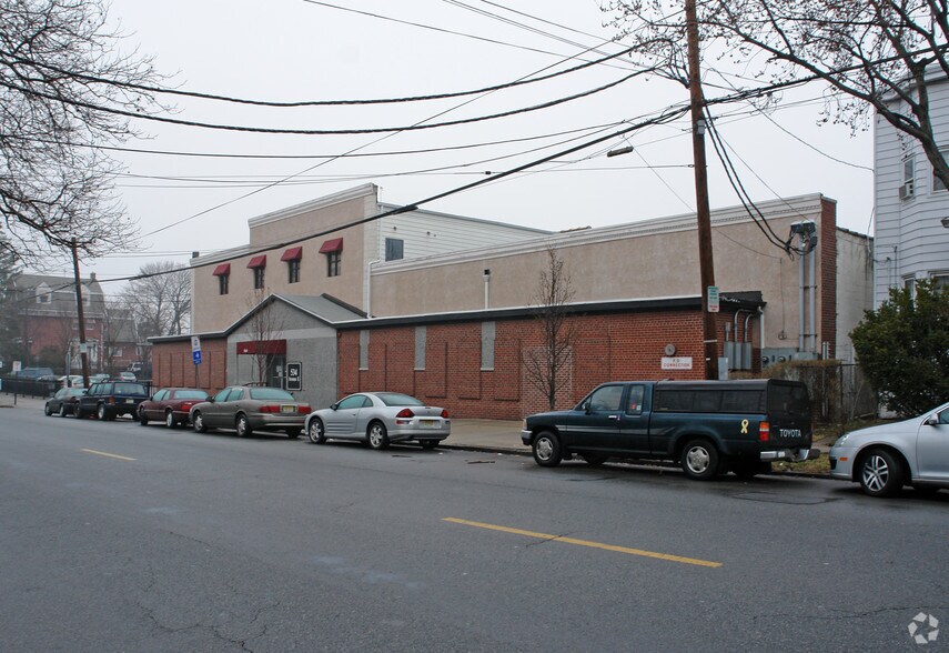 More Photos Of 534-548 Avenue E, Bayonne Office For Sale