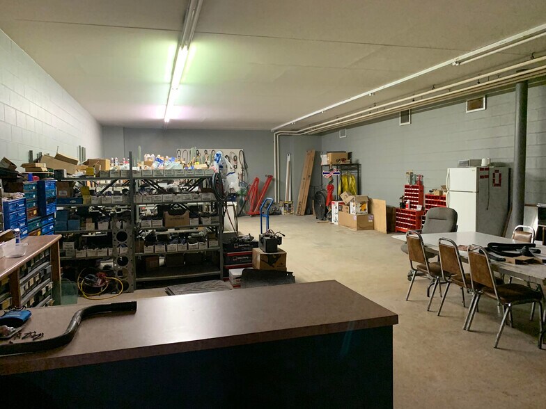 More Photos Of 775 Gillard St, Wallaceburg Industrial For Sale