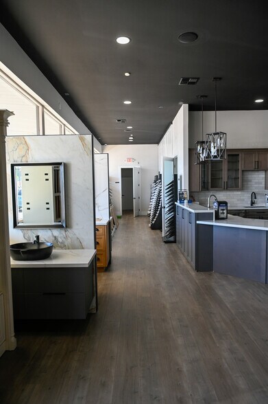 More Photos Of 5201 Auburn Blvd, Sacramento Freestanding For Sale