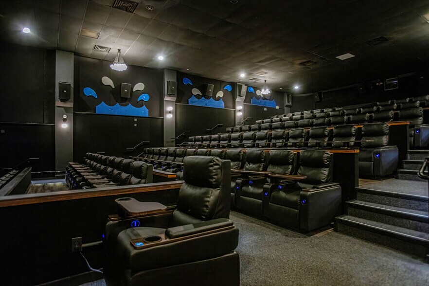 More Photos Of 4000 Fort Campbell Blvd, Hopkinsville Movie Theatre For Sale