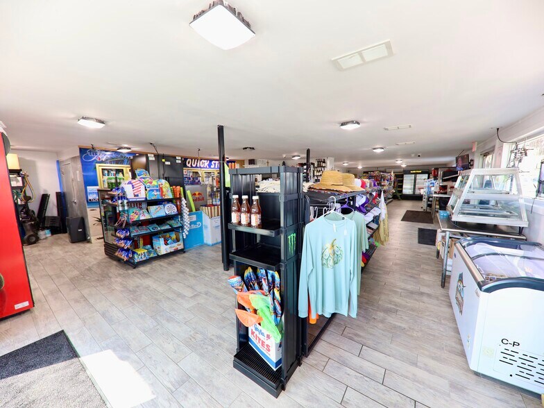 More Photos Of 3047 Highway 1, Grand Isle General Retail For Sale