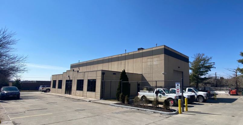 Primary Photo Of 7800 Nieman Rd, Lenexa Warehouse For Sale