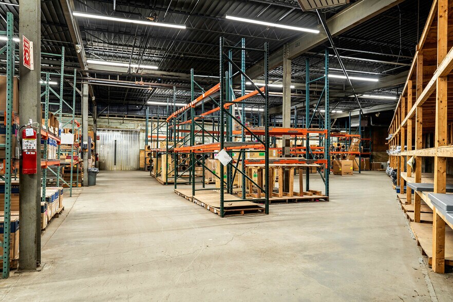 More Photos Of 56 Daniels St, Fitchburg Warehouse For Lease