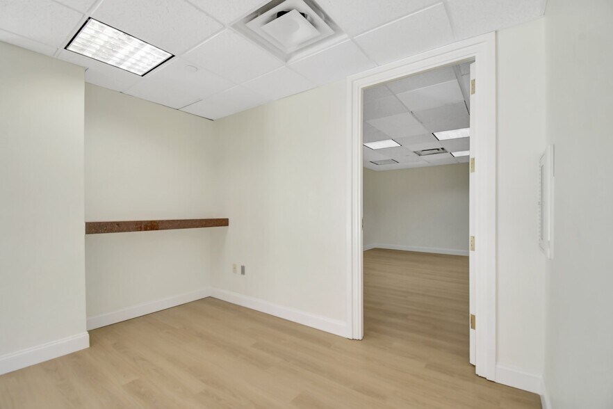More Photos Of 200 S Andrews Ave, Fort Lauderdale Medical For Sale