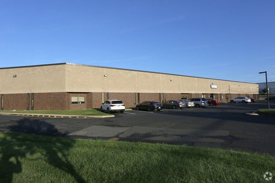 More Photos Of 225 Raritan Center Pky, Edison Unknown For Lease