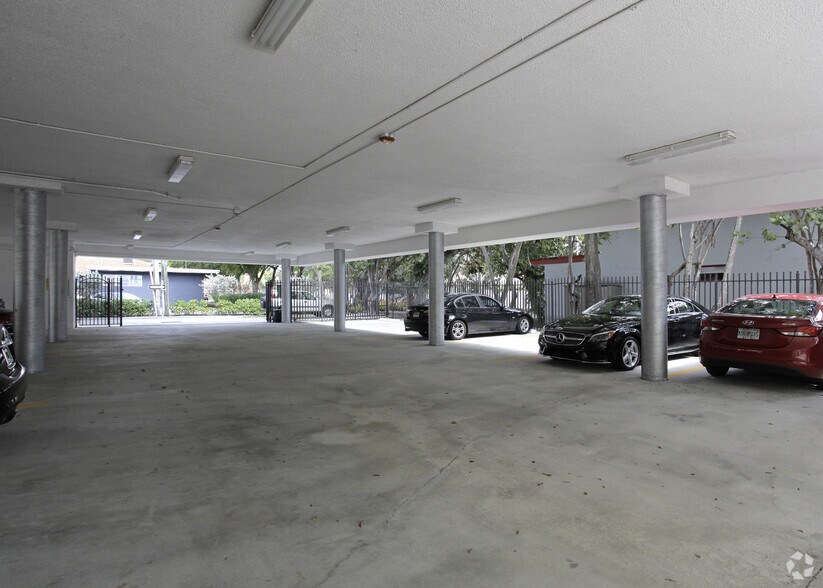More Photos Of 805 E Broward Blvd, Fort Lauderdale Office For Lease