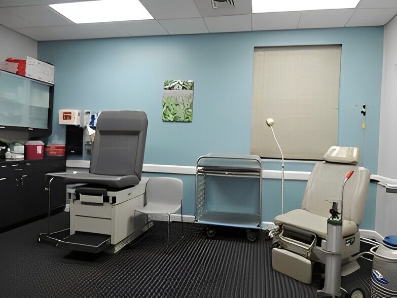 More Photos Of 795 US-64, Plymouth Medical For Sale