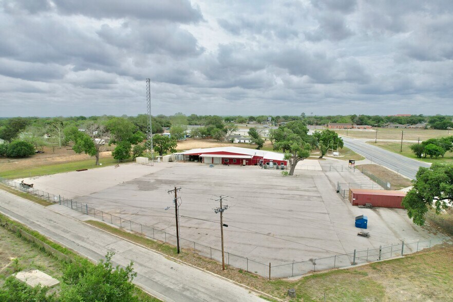 More Photos Of 1200 Bensdale Rd, Pleasanton Warehouse For Lease