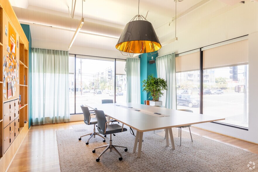 More Photos Of 10100 Venice Blvd, Culver City Loft Creative Space For Lease