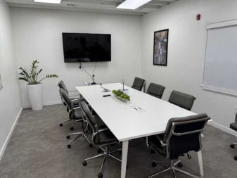 More Photos Of 11621-11637 Busy St, Midlothian Industrial For Sale