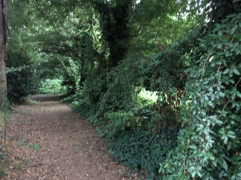 More Photos Of 907 W Whitner S W Whitner, Anderson Land For Sale