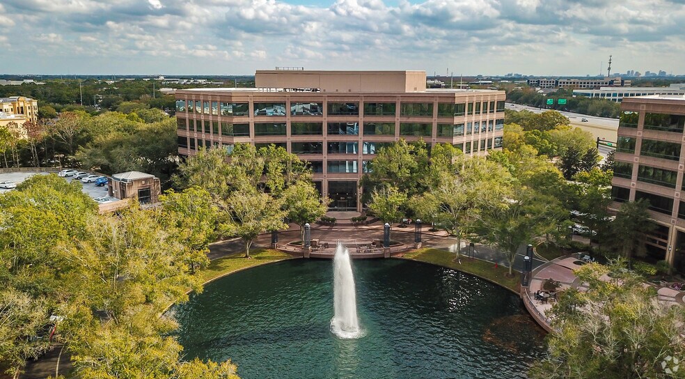 More Photos Of 1950 Summit Park Dr, Orlando Office For Lease
