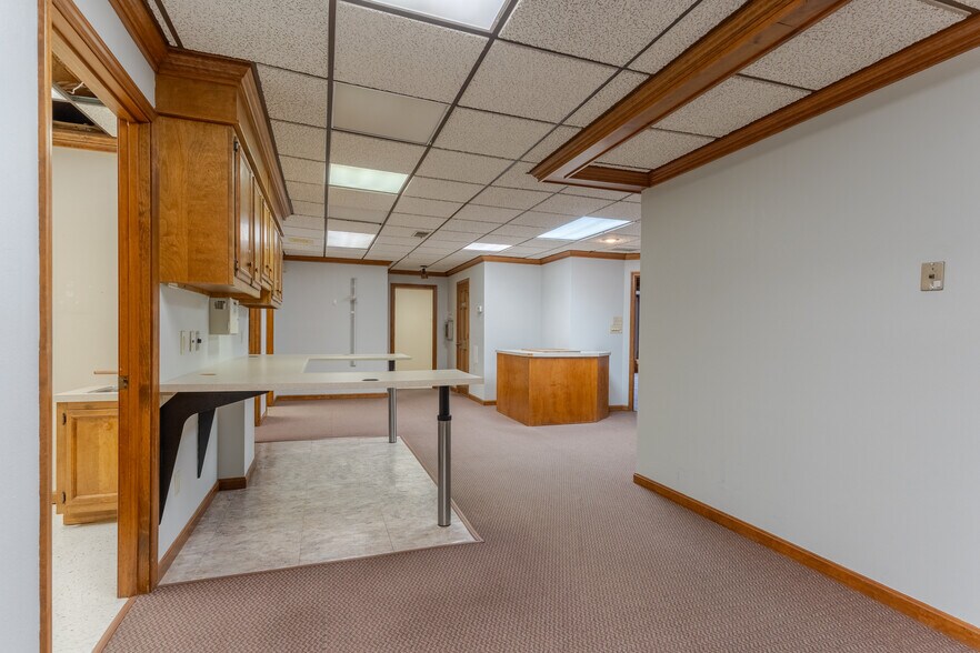 More Photos Of 2816 Veach Rd, Owensboro Medical For Sale