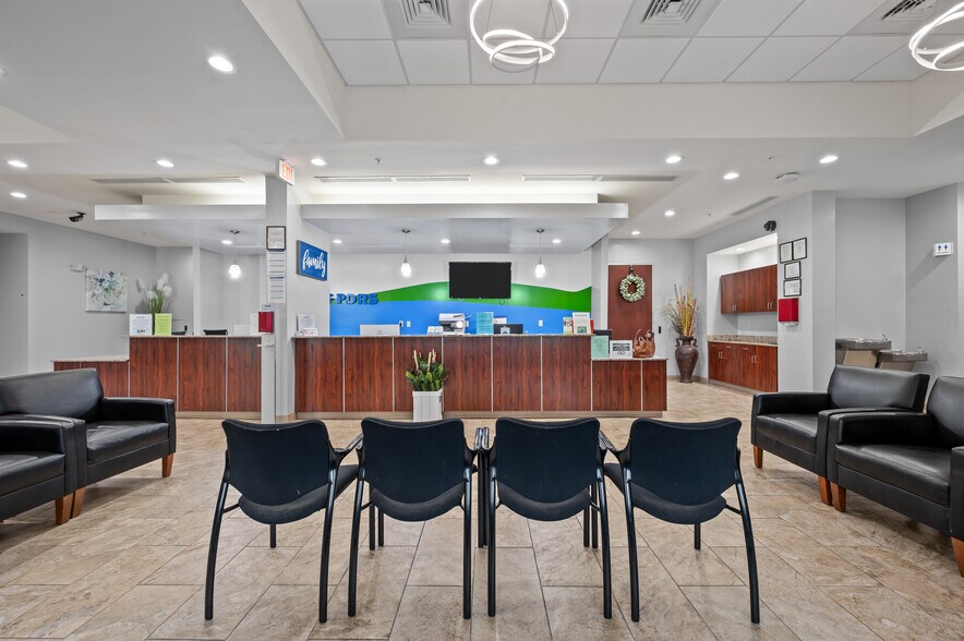 More Photos Of 1207 N Houston Ave, Humble Healthcare For Sale