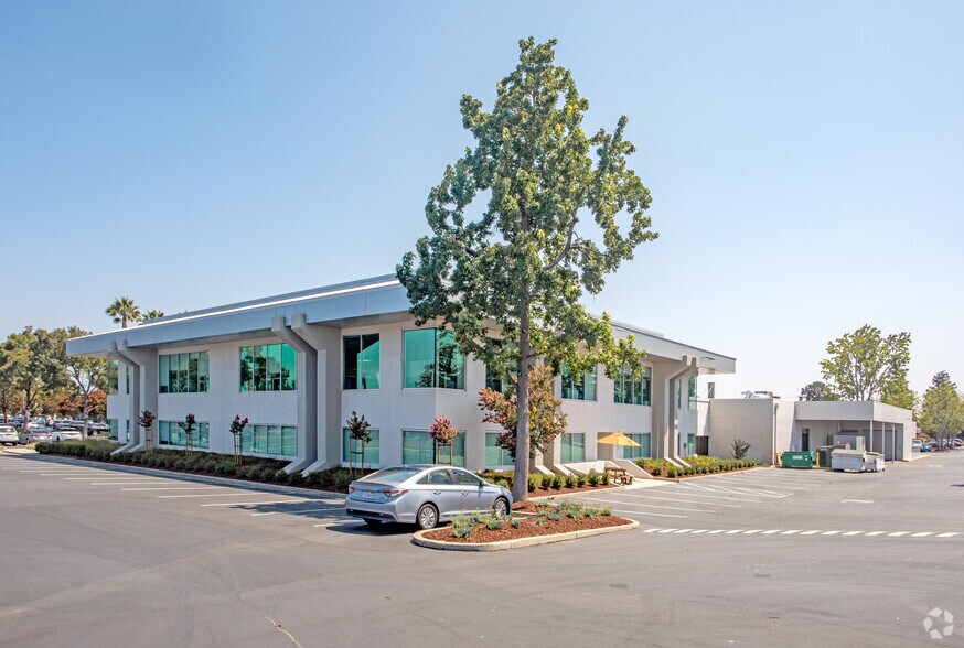 More Photos Of 240 E Hacienda Ave, Campbell Research And Development For Lease