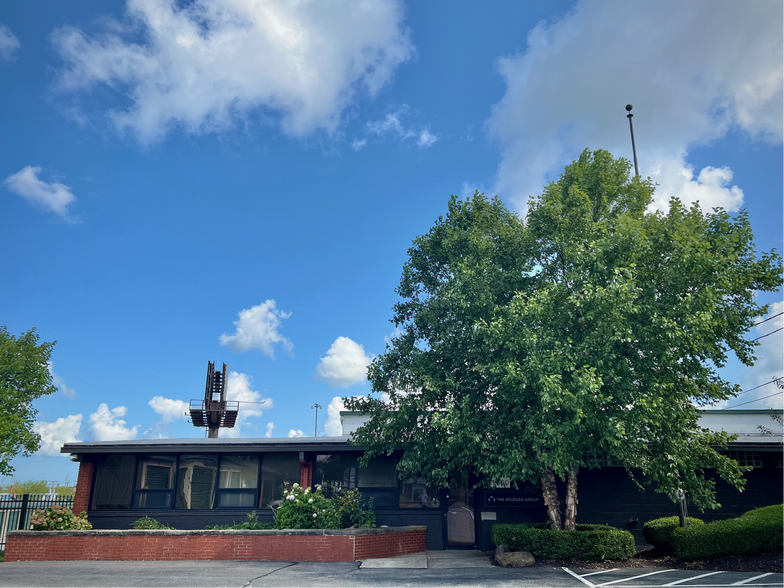 More Photos Of 12600 Triskett Rd, Cleveland Flex For Lease