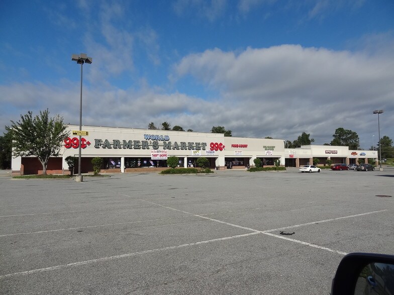 Primary Photo Of 4437 Columbus Rd, Macon-Bibb General Retail For Sale