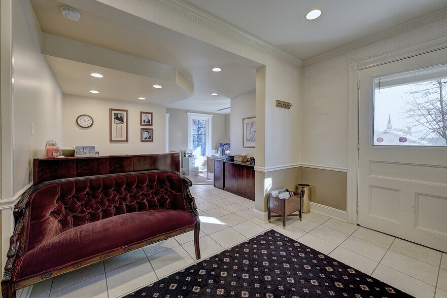 More Photos Of 10 S Prospect St, Verona Office Residential For Sale