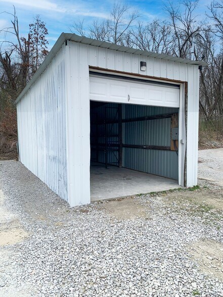 More Photos Of 909 Broad St, Cookeville Land For Lease