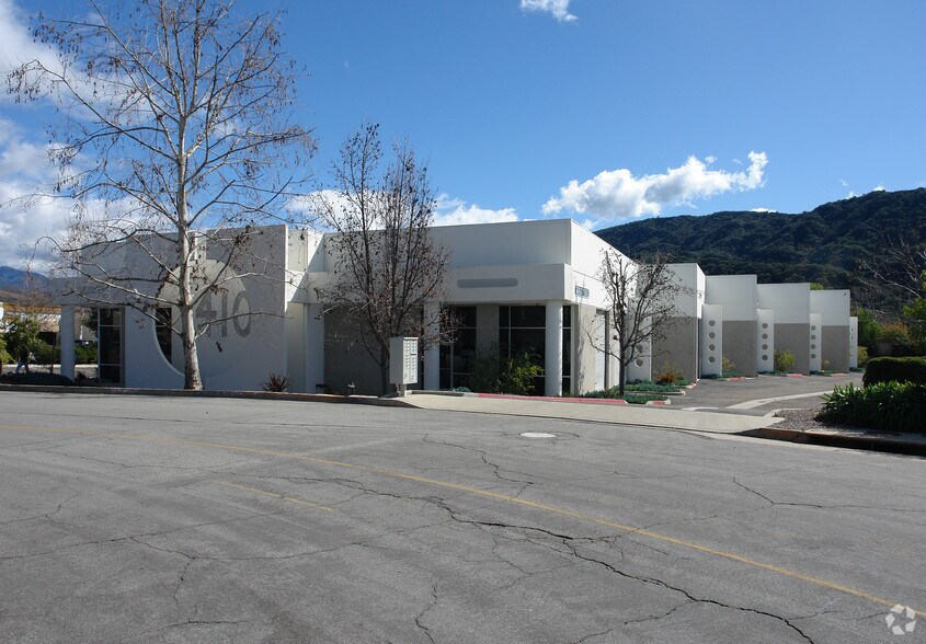 Primary Photo Of 410 Bryant Cir, Ojai Warehouse For Sale