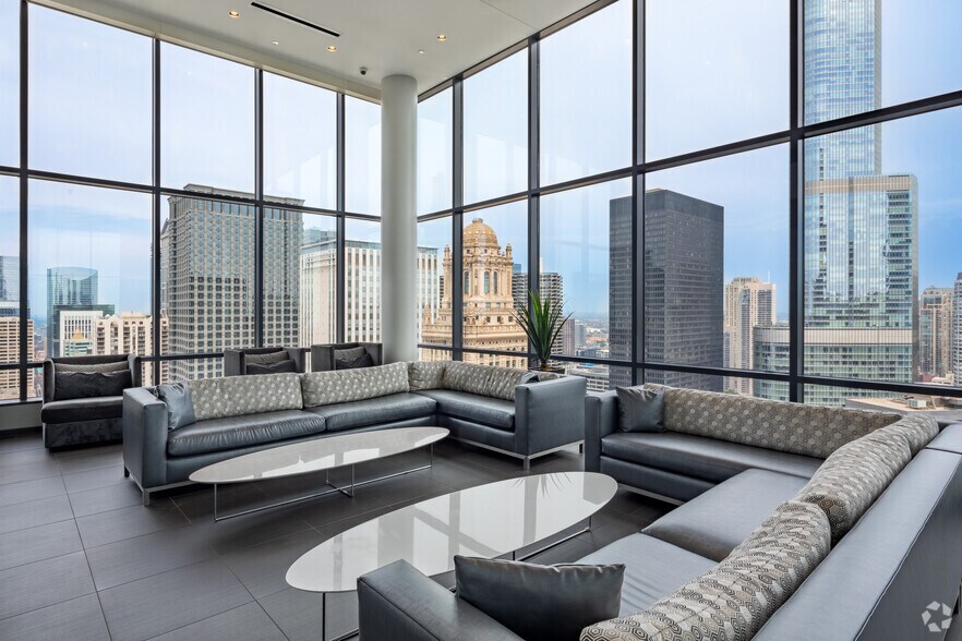 More Photos Of 73 E Lake St, Chicago Apartments For Sale
