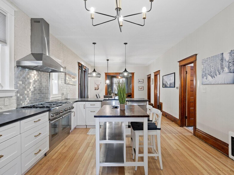 More Photos Of 1554 N Pennsylvania St, Denver Apartments For Sale