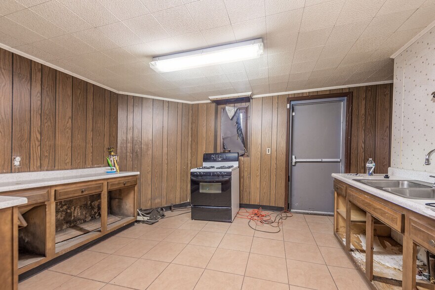 More Photos Of 2117 Jenny Lind St, Mckeesport Religious Facility For Sale