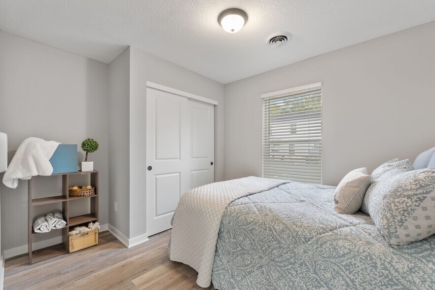 More Photos Of 384 N Franklin St, Richwood Multifamily For Sale