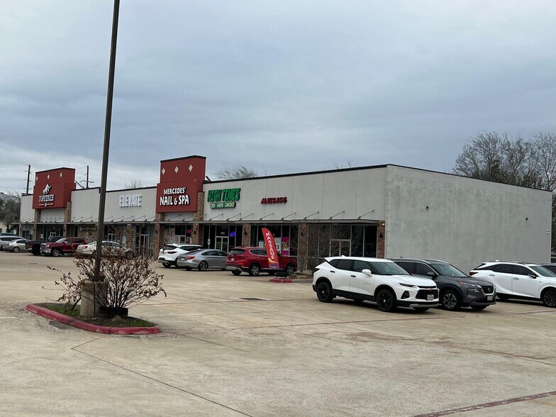 More Photos Of 1780 N Major Dr, Beaumont Storefront For Sale