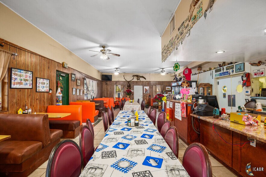 More Photos Of 8120 CA-111, Niland Flex For Sale