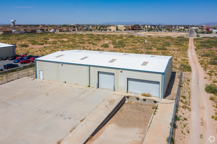 More Photos Of 12708 Montana Ave, El Paso Warehouse For Lease