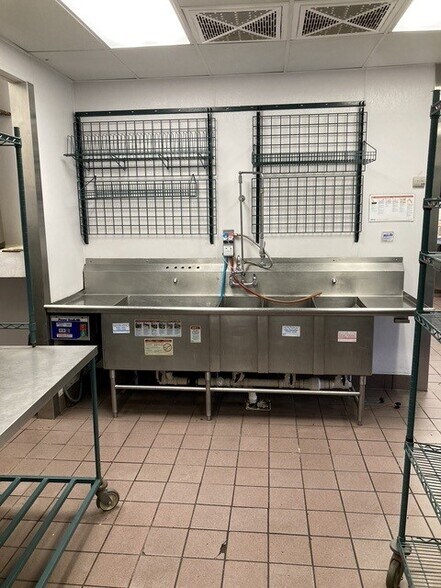 More Photos Of 3400 Sugarloaf Pky, Lawrenceville Fast Food For Sale