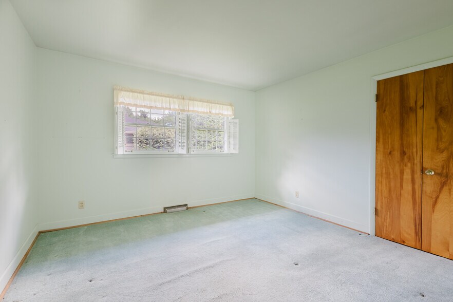 More Photos Of 3025 Breckenwood Dr, Lexington Multifamily For Sale