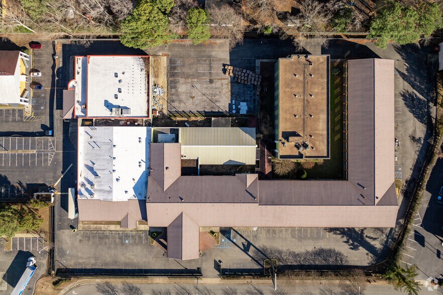 More Photos Of 950 J Clyde Morris Blvd, Newport News Hotel For Sale