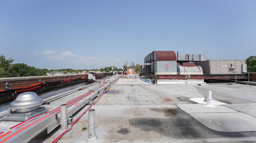 More Photos Of 5847 Francis Lewis Blvd, Oakland Gardens Medical For Sale