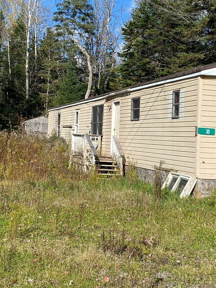 More Photos Of 149 Loring Commerce Rd, Limestone Manufactured Housing Mobile Home Park For Sale